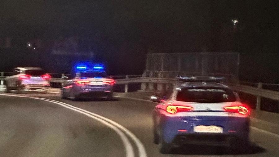 Modena, un altro inseguimento in viale Italia con testacoda e auto speronata: 22enne arrestato dalla polizia
