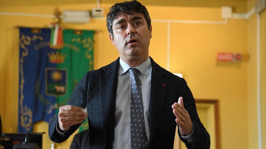 Il sindaco di Nuoro Andrea Soddu propone «un governo di salute pubblica» per superare la crisi