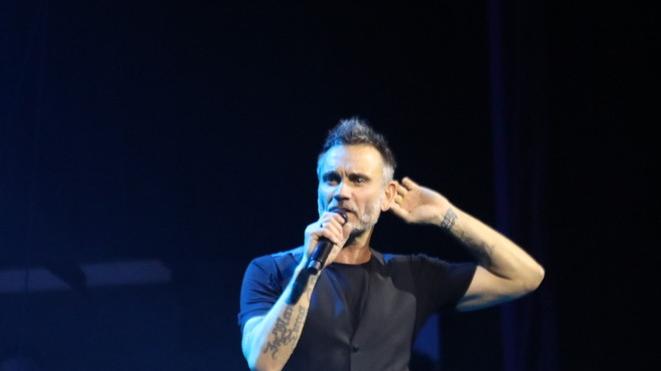 Sassuolo, la grande festa con Nek: chitarra e musica country come ai vecchi tempi<br type="_moz" />