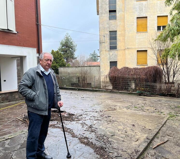 Sassuolo, tra fango e conta dei danni alla Consolata: «Abbiamo paura che succeda ancora»<br>
