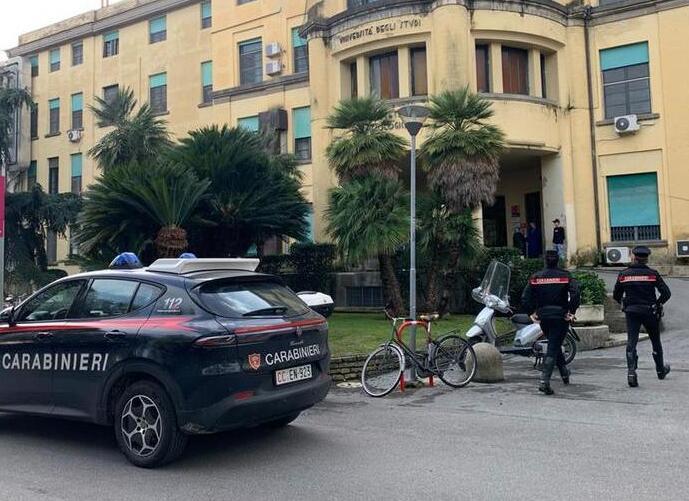 Pisa, neonato portato via dal Santa Chiara: ricerche ancora senza esito