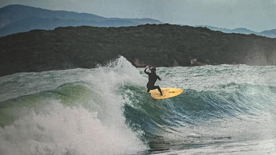 Val di Cornia paradiso dei surfisti, ecco il docufilm che difende il mare