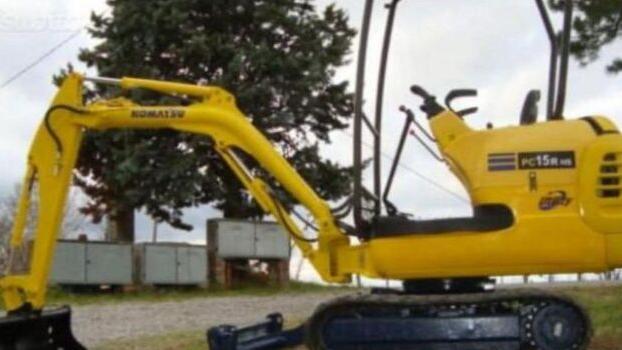 Ostellato, mini escavatore rubato nel cantiere. I ladri hanno agito aiutati dal buio