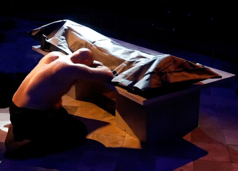 “Storia di un oblio” al Teatro Asioli di Correggio