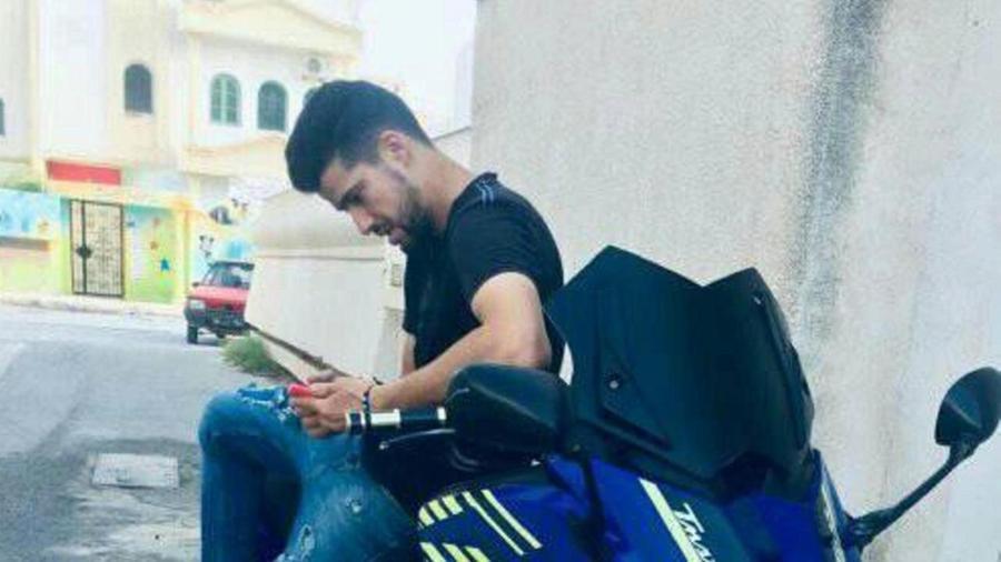 
	Fares Shgater


