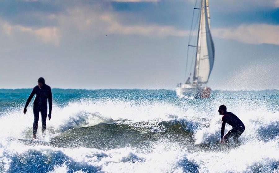 Livorno e i suoi surfisti: buon lunedì da Paolo Belloni