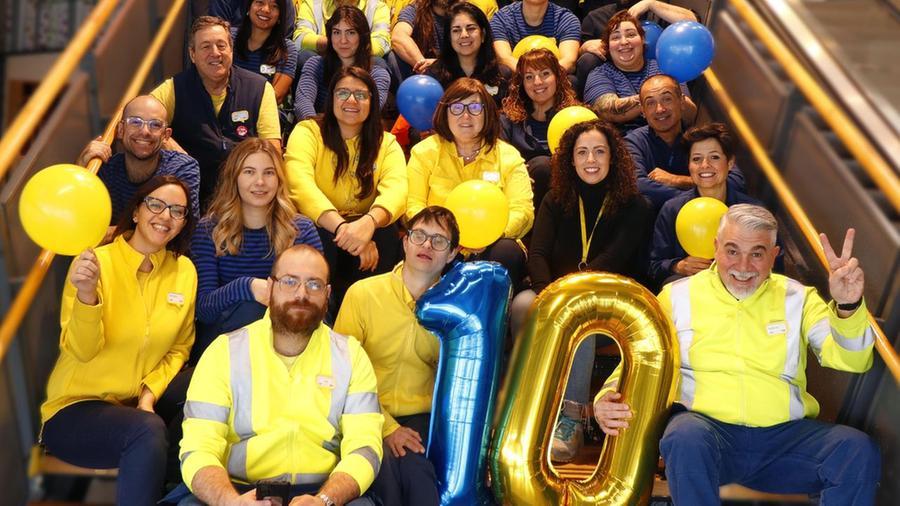 Ikea a Pisa festeggia i 10 anni. Visitatori, polpette e librerie Billy: tutti i numeri
