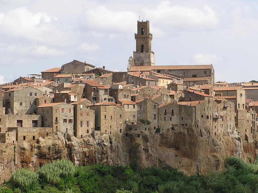 Pitigliano, muore a 6 anni per una malattia improvvisa