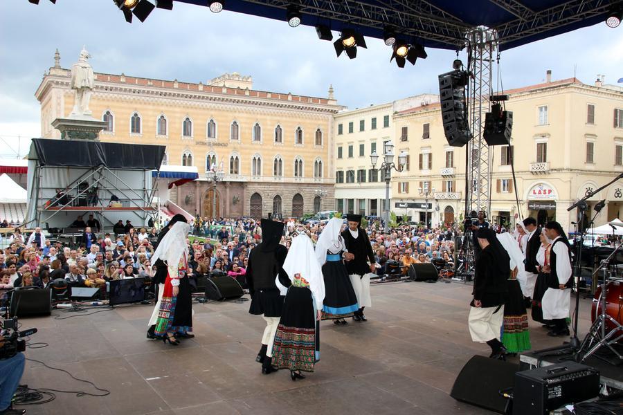 Cavalcata sarda, aperti i termini per partecipare a sfilata, canti e danze