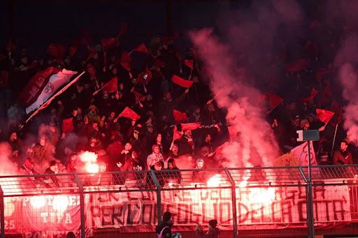 Pontedera, «Tutti allo stadio, portiamo i granata alla vittoria»: è derby di fuoco con la Lucchese