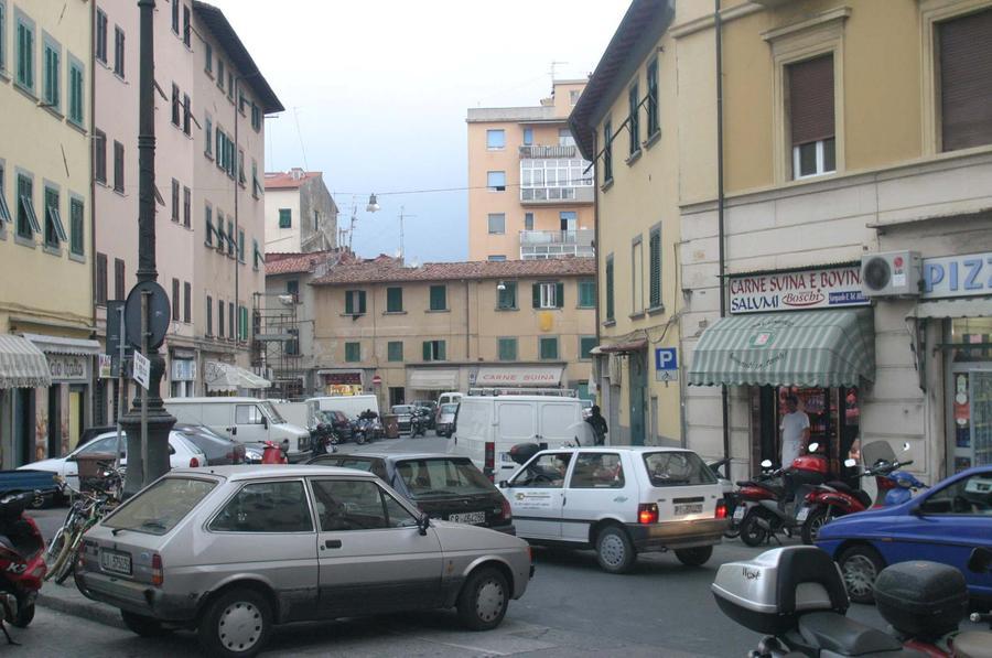 Livorno e il negozio del cuore: studenti alla scoperta delle botteghe di quartiere