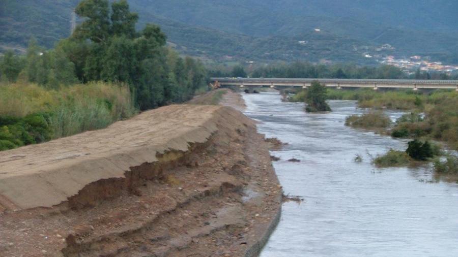I danni provocati dal ciclone Cleopatra