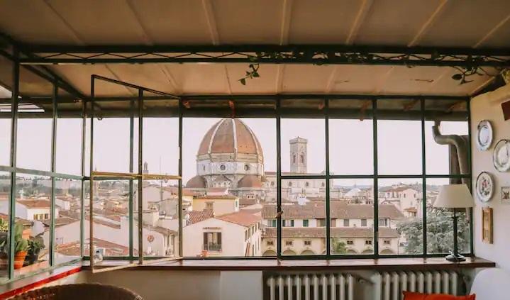 Affitti brevi I giganti dei B&amp;b: impugneremo la legge toscana