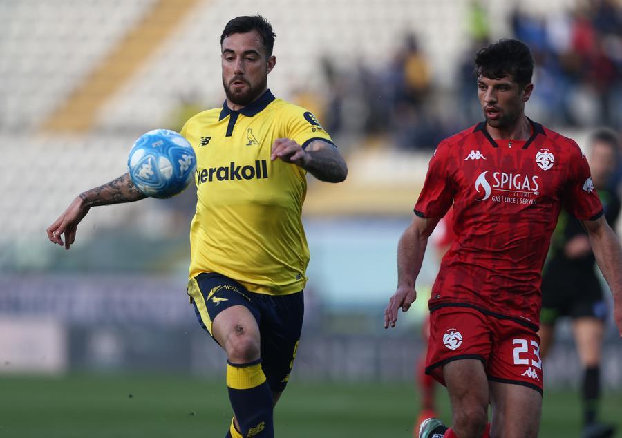 Modena, Gliozzi salta la Feralpi: e Bianco si aggrappa a Strizzolo