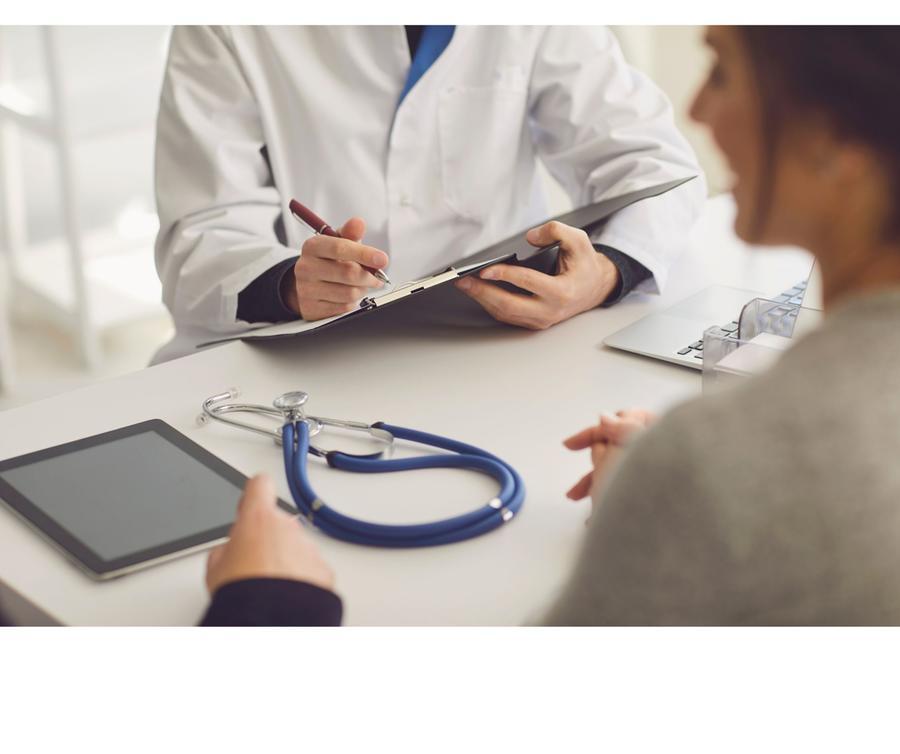 «Medici e infermieri: 150 tagli»