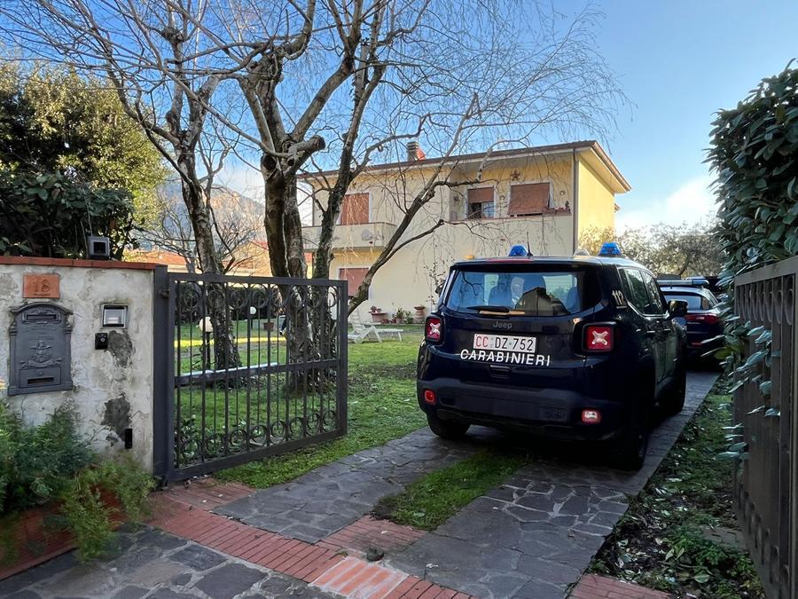 
	L'abitazione in cui si &egrave; consumata la tragedia (Foto di Franco Silvi)


