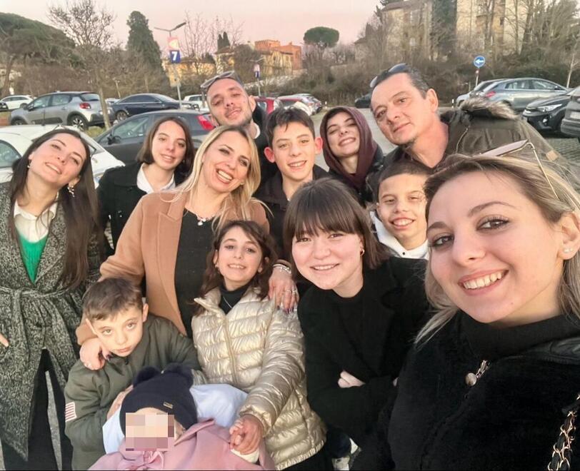 La famiglia Martellacci ritratta in un momento di felicità (foto fornita dalla famiglia)