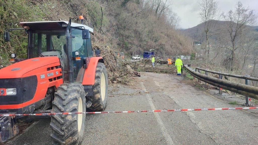 La frana sulla Statale 12 del Brennero e dell’Abetone
