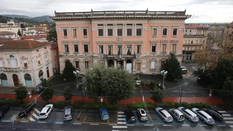 Montecatini, per marciapiedi e nuovo asfalto ci sono quasi trecentomila euro