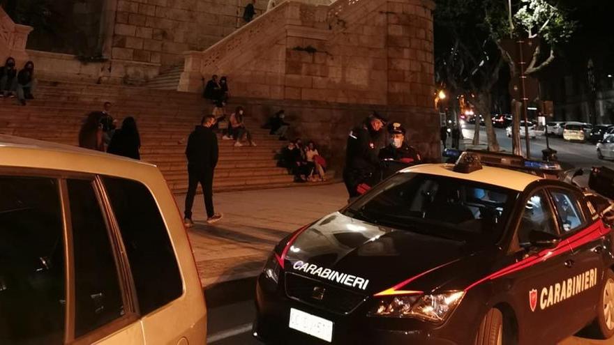 Cagliari, minaccia di lanciarsi dal bastione Saint Remy: carabiniere ci parla e lo salva