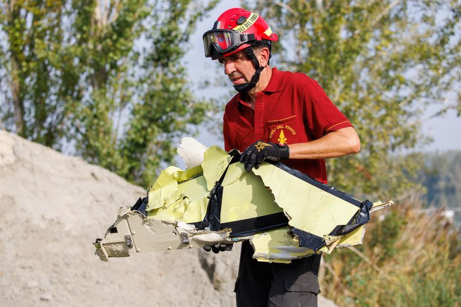 Il mistero dell’elicottero precipitato a Bondeno, stava tornando a Bologna