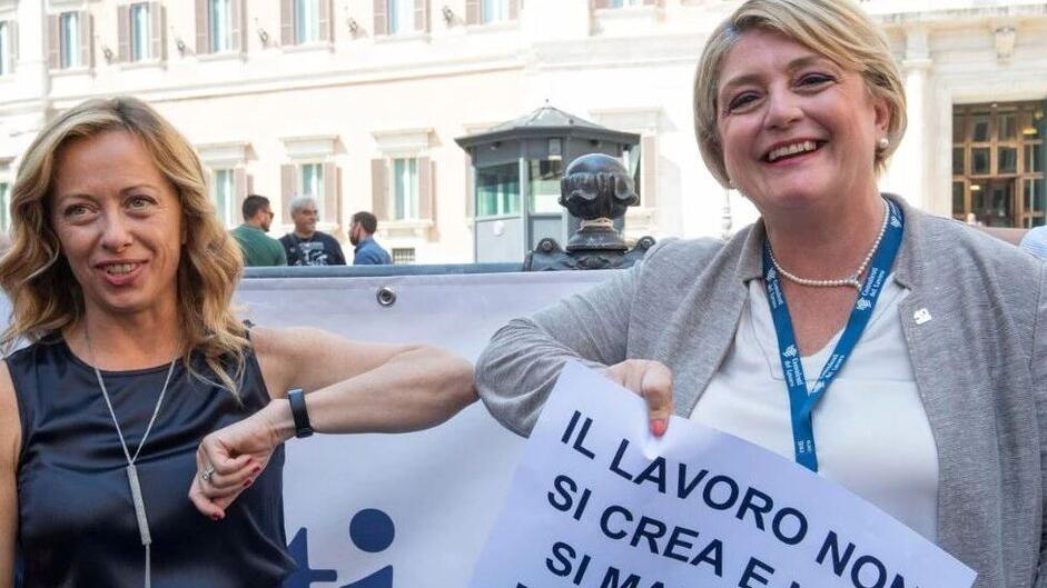 In Consiglio solo il 15% di donne, ma le sindache in Sardegna sono ancora meno