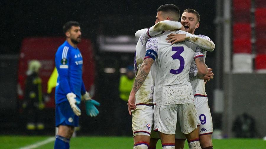 
	L'esultanza dei giocatori della Fiorentina

