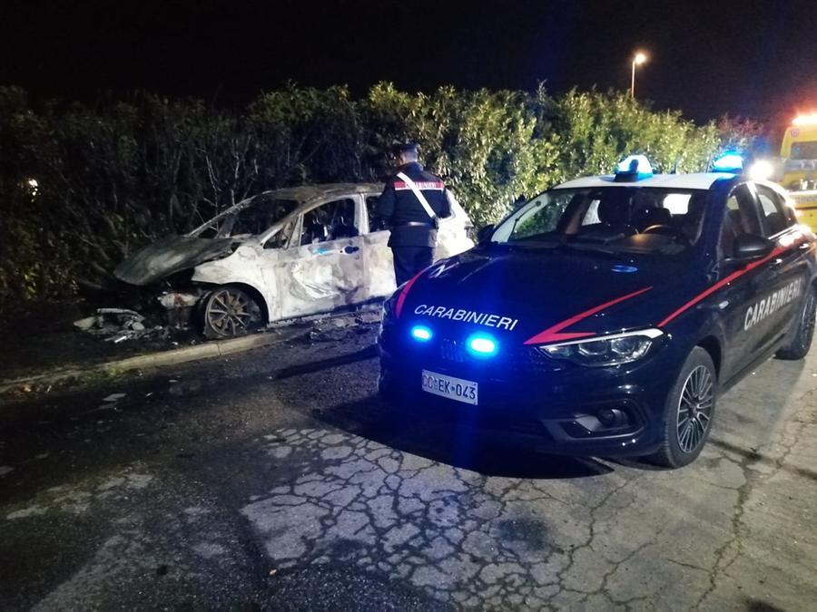 Auto data alle fiamme a Reggiolo