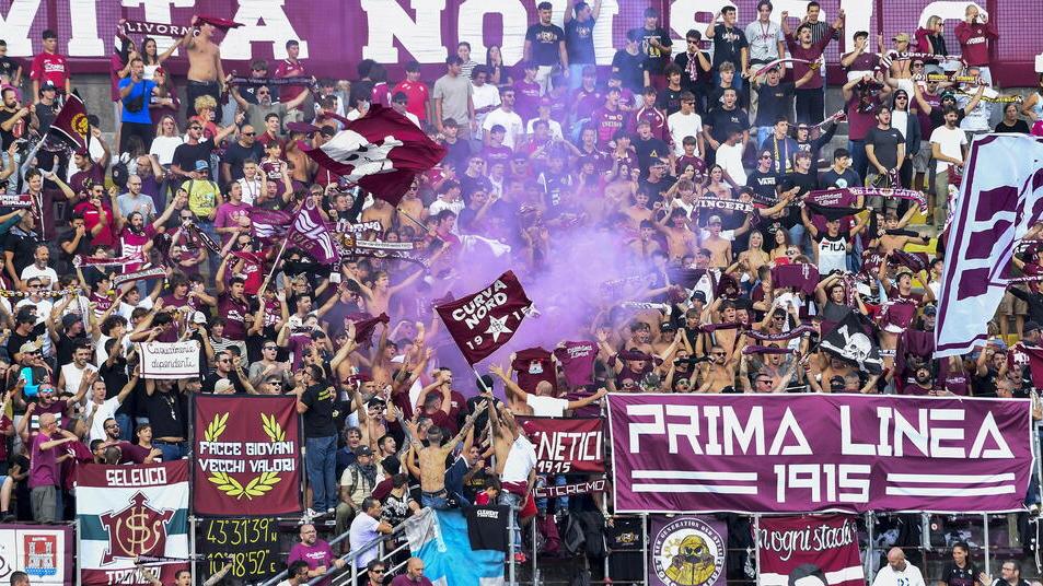 La tifoseria Amaranto