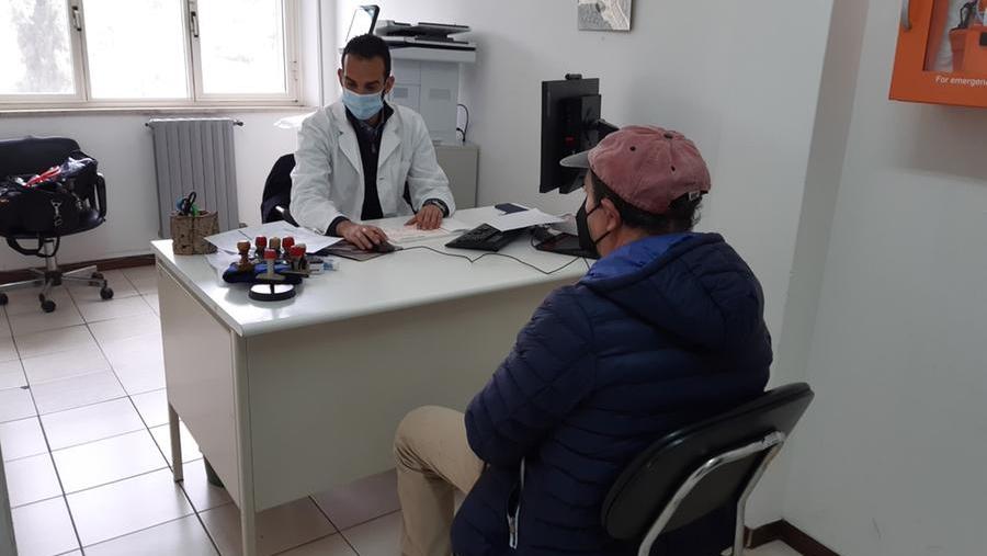 Un paziente durante una visita in una ambulatorio Ascot