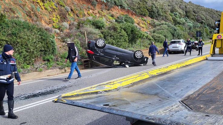 Livorno, incidente sul Romito: un’altra auto ribaltata