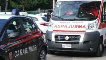 Aggrediti durante un ricovero coatto, carabinieri e volontari dell’ambulanza finiscono al pronto soccorso