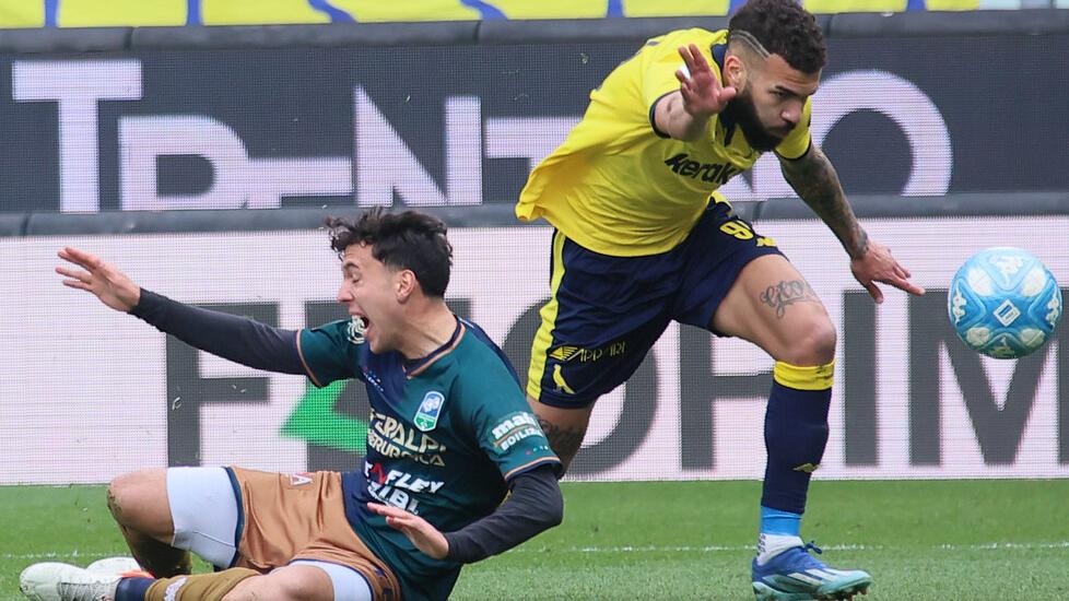 Modena contestato e fuori dai playoff: altra sconfitta, ma «avanti con Bianco»<br type="_moz" />