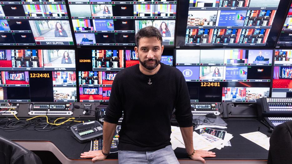 Francesco Venuto, viareggino, è adesso regista di Sky Italia e manager del team “News directing” di SkyTg24