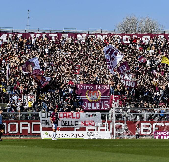 Livorno-Pianese: in 5mila a spingere gli amaranto