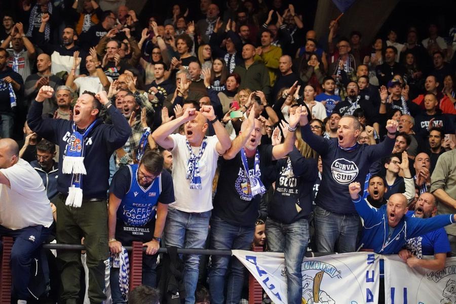 
	L'esultanza dei tifosi PL (foto Silvi)


