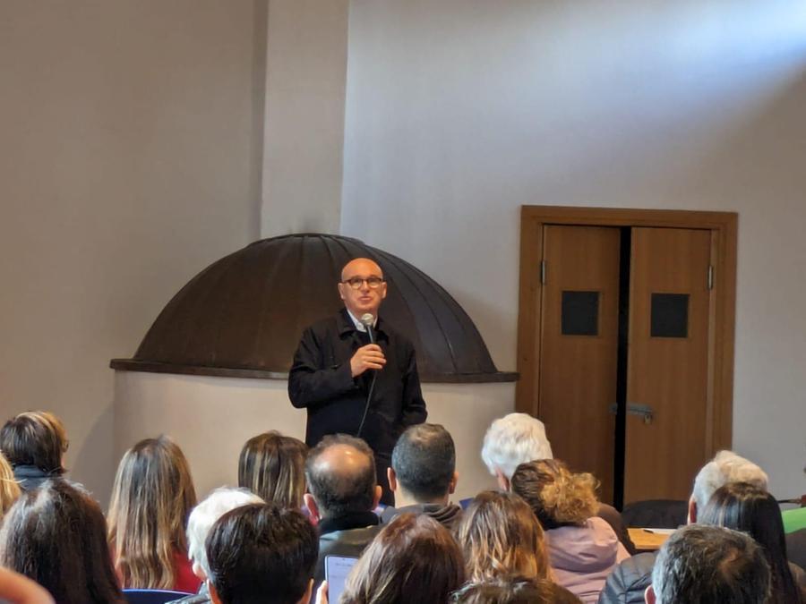 
	Renato Soru durante il suo intervento a Milis

