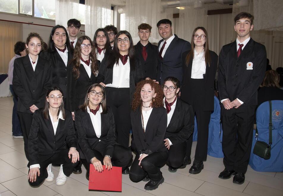 Il servizio accoglienza di sala (Agenzia Bf)