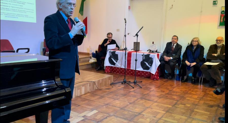Emozioni e applausi alla serata del Gremio dei sardi di Roma per ricordare il grande scultore nuorese Francesco Ciusa