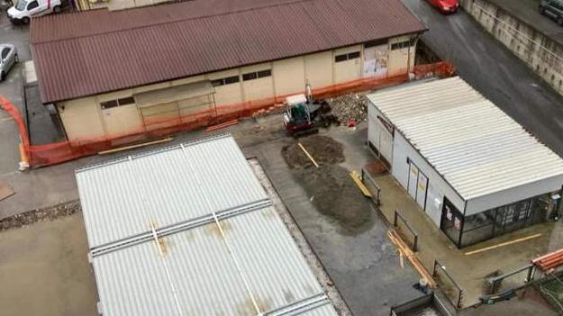 Un’immagine dei container (foto fornita da Massimiliano Manuel)