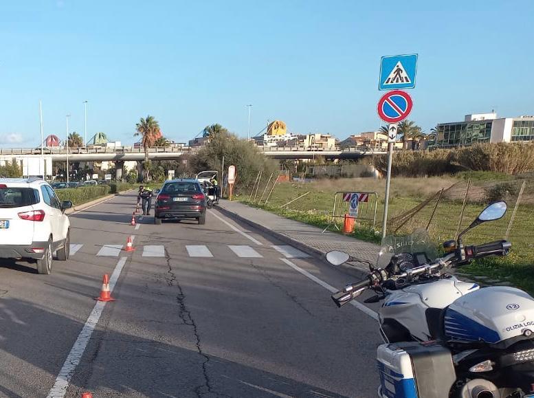 Cagliari, una donna investita sulle strisce: è grave