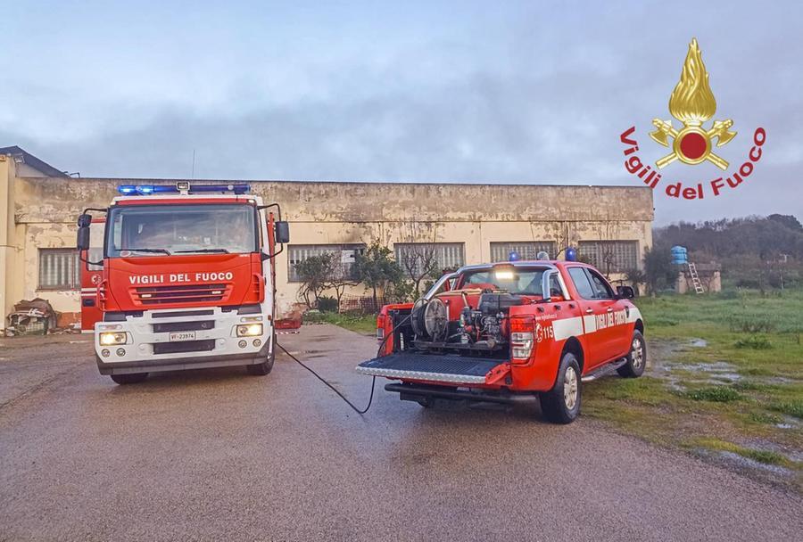 
	L'autopompa dei vigili del fuoco intervenuta

