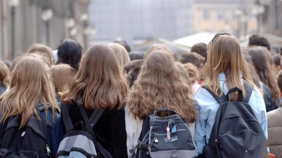 Sassari, saltano le gite scolastiche: «Sono troppo costose»