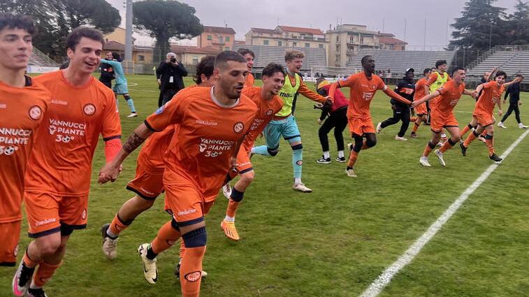 Una prima gioia per la Pistoiese nuovo corso (foto Nucci)