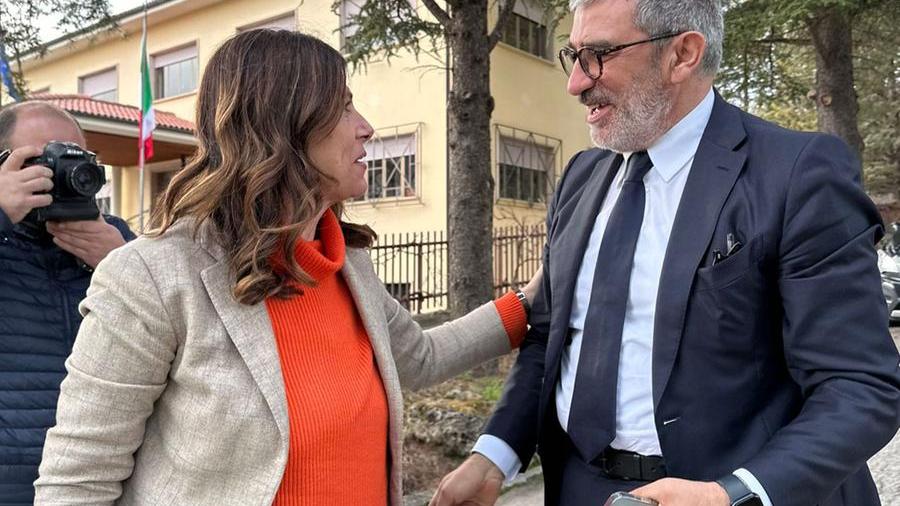 Alessandra Todde con Luciano D'Amico