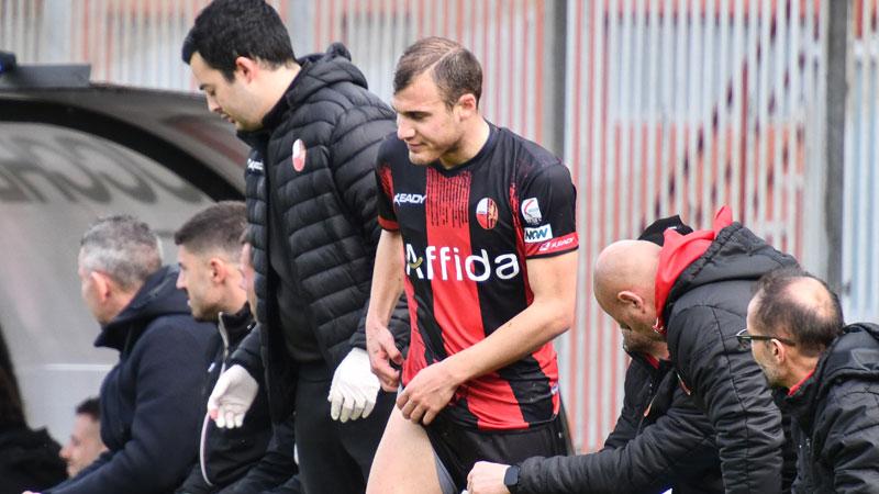 Elia Visconti dopo l’infortunio muscolare che lo ha costretto a uscire anzitempo