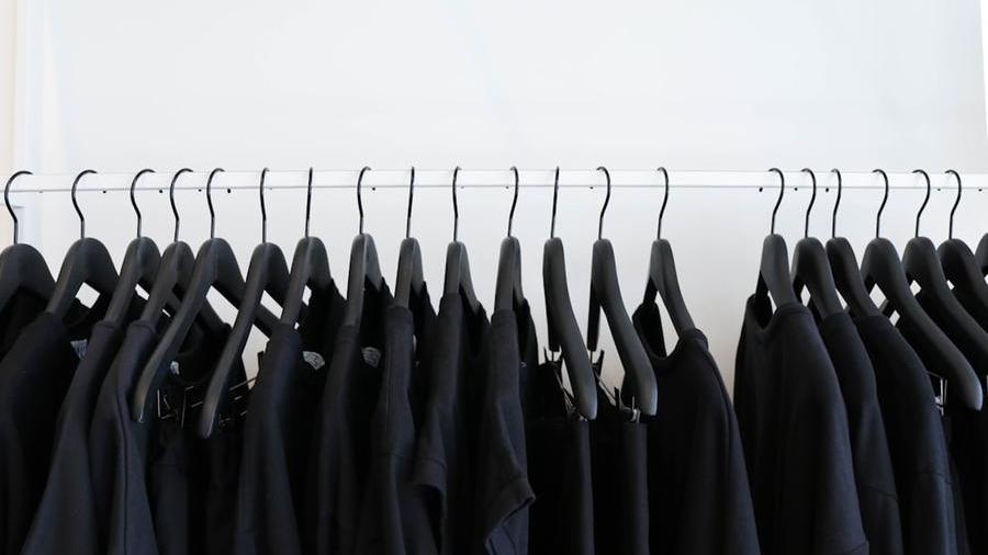 Moda, frena la filiera toscana: negativi i numeri del 2023. I settori che soffrono di più e i rischi per l’occupazione