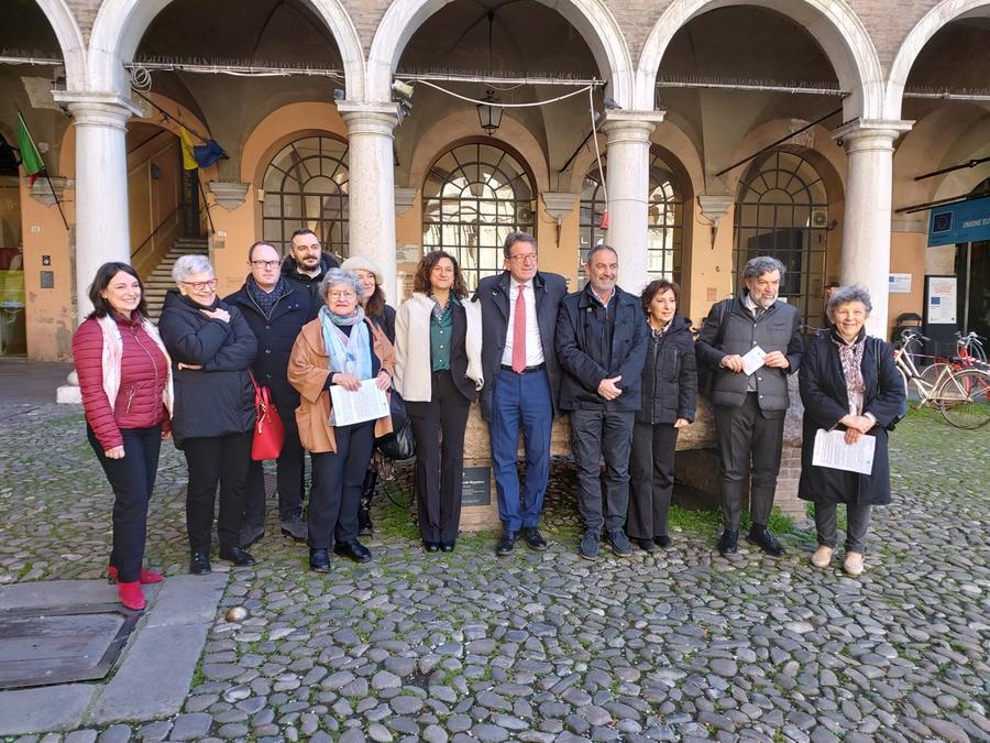 Modena, un’aggressione al giorno ai professionisti della sanità