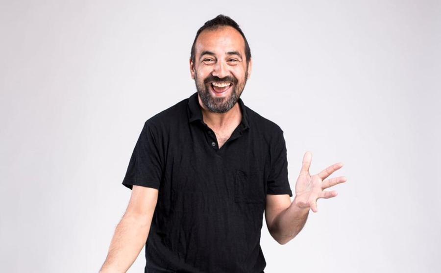 A Livorno i "Megik Moment" del cabarettista Michele Crestacci