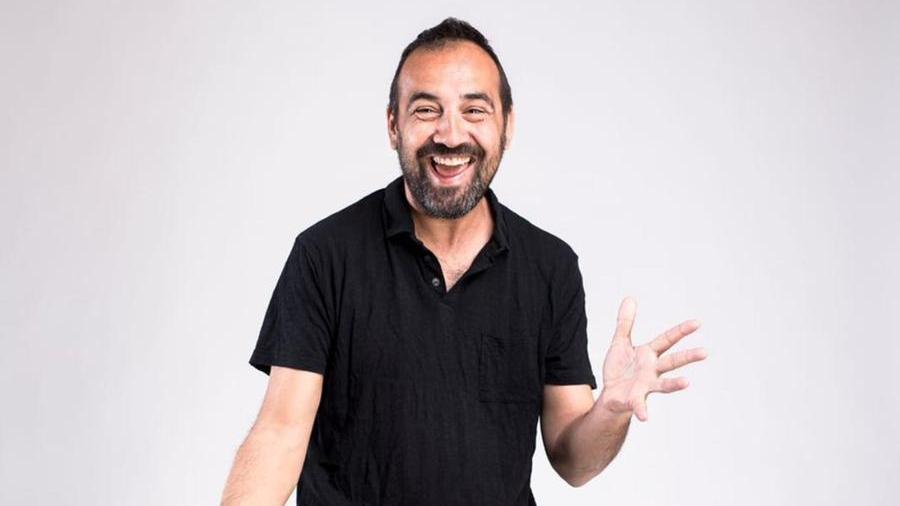 A Livorno i "Megik Moment" del cabarettista Michele Crestacci